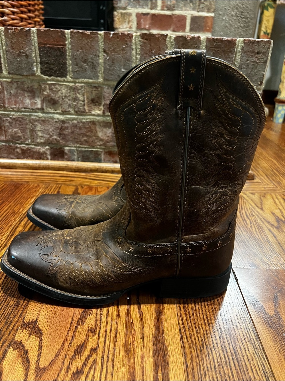 Ariat Boys Youth Size 6 Brown Leather Square Toe Western Cowboy Boots